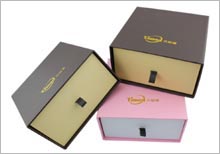 金卡紙盒,燙金,激凸